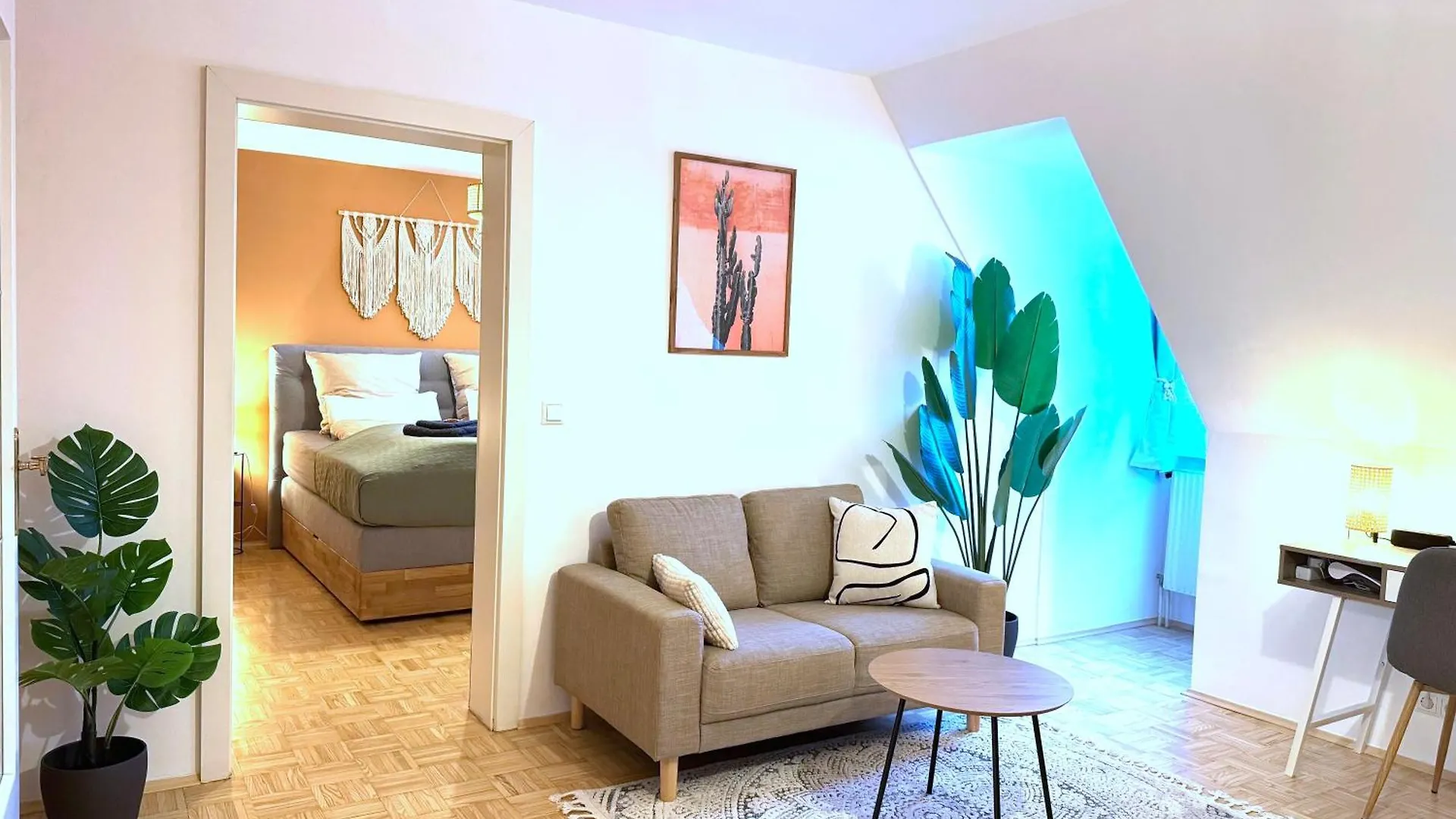 Desert Dune - Historic City Center With Free Parking & Elevator By Hero Homes location